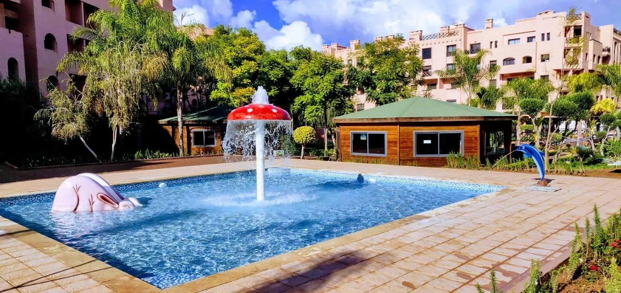 Appart Piscine Jardin Somptueux A 2 Min De Palmeraie Et 10 Min De Majorelle Marrákes Marokkó